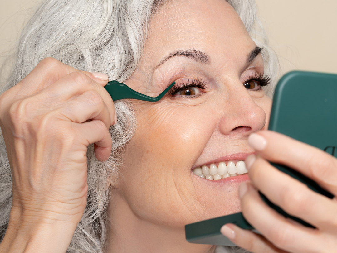 Best Lash Clusters for Small Eyes