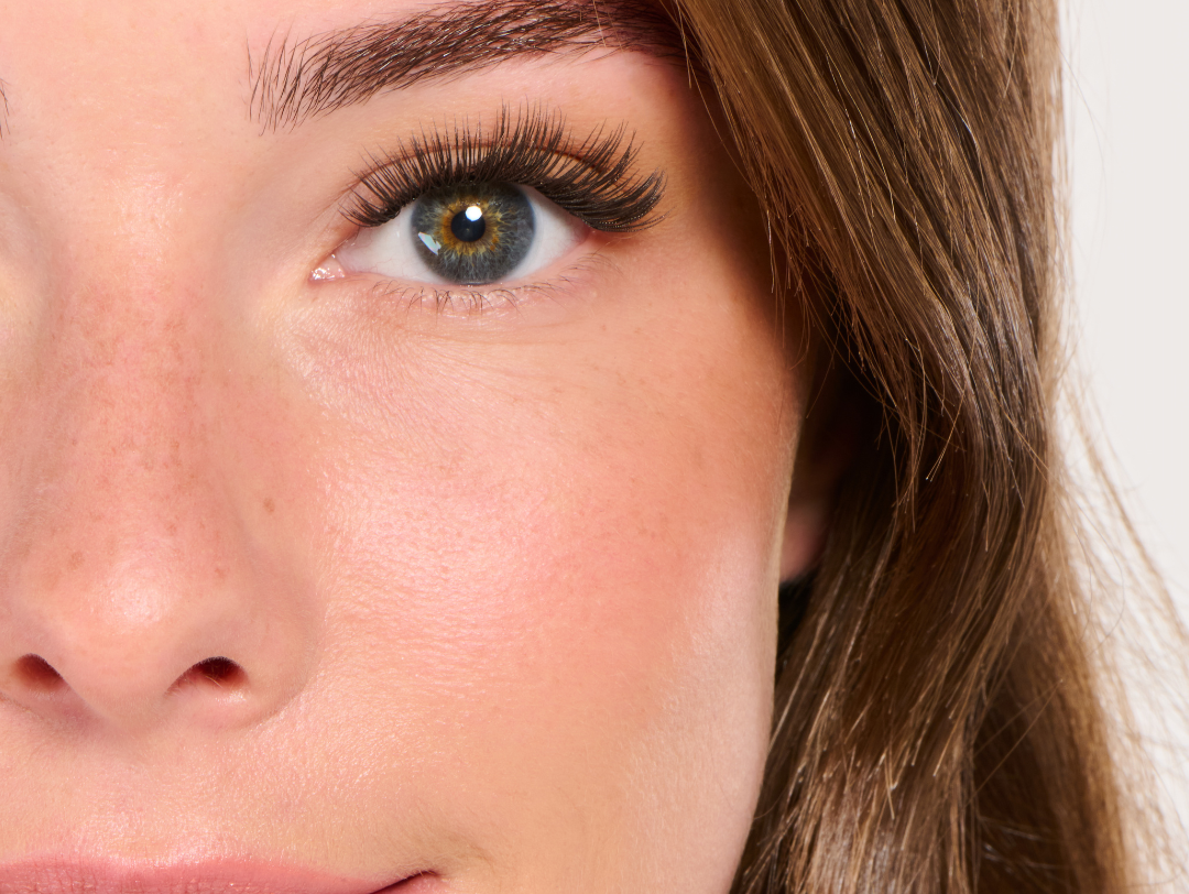 Cluster Lashes vs Individual Lashes: The Difference Between Cluster Lashes and Individual Lashes