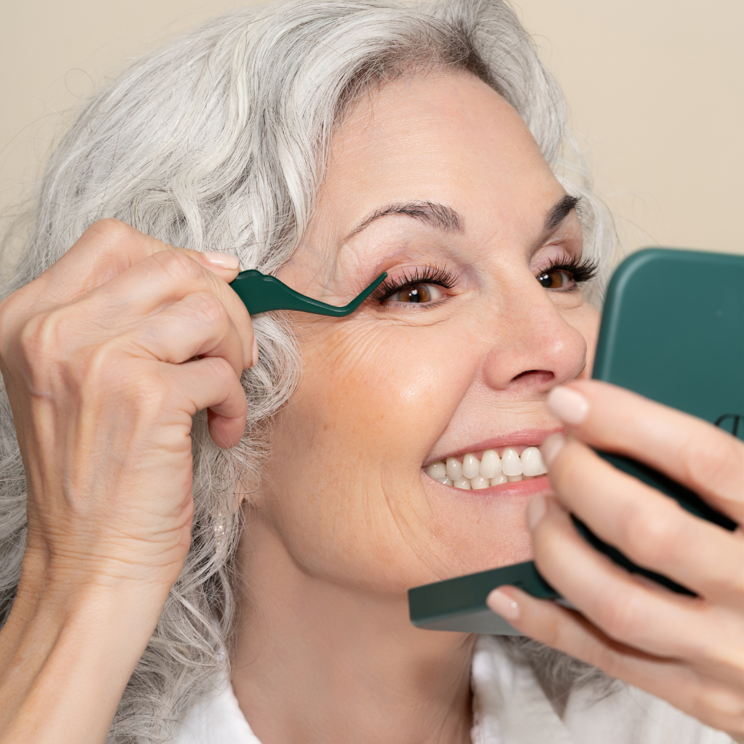 Best Lash Clusters for Small Eyes