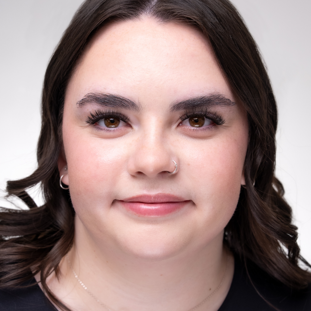 Light Volume vs Full Volume Lashes