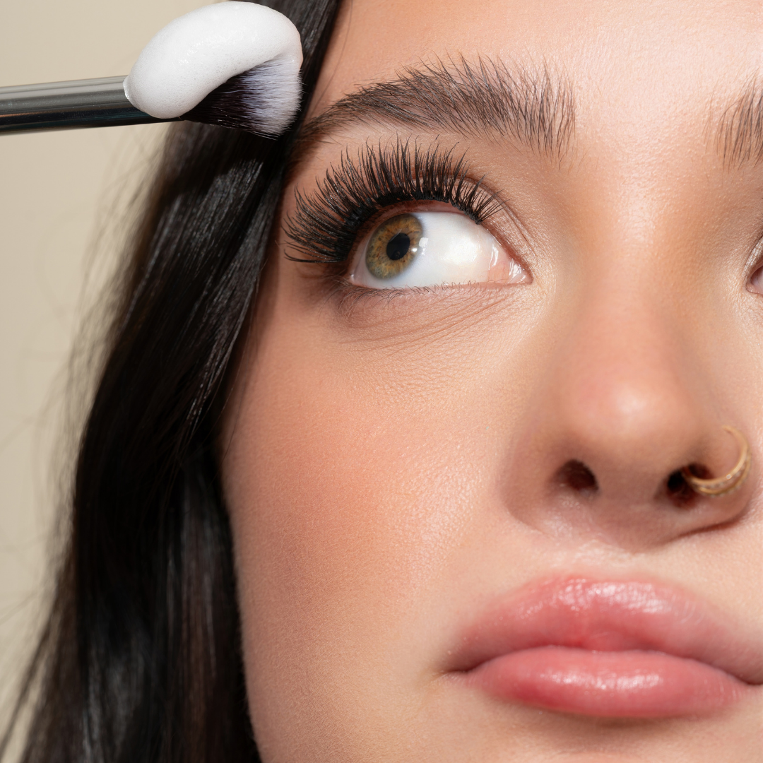 How to Clean Lash Extensions At Home: The Guide to Lash Extension Cleaning