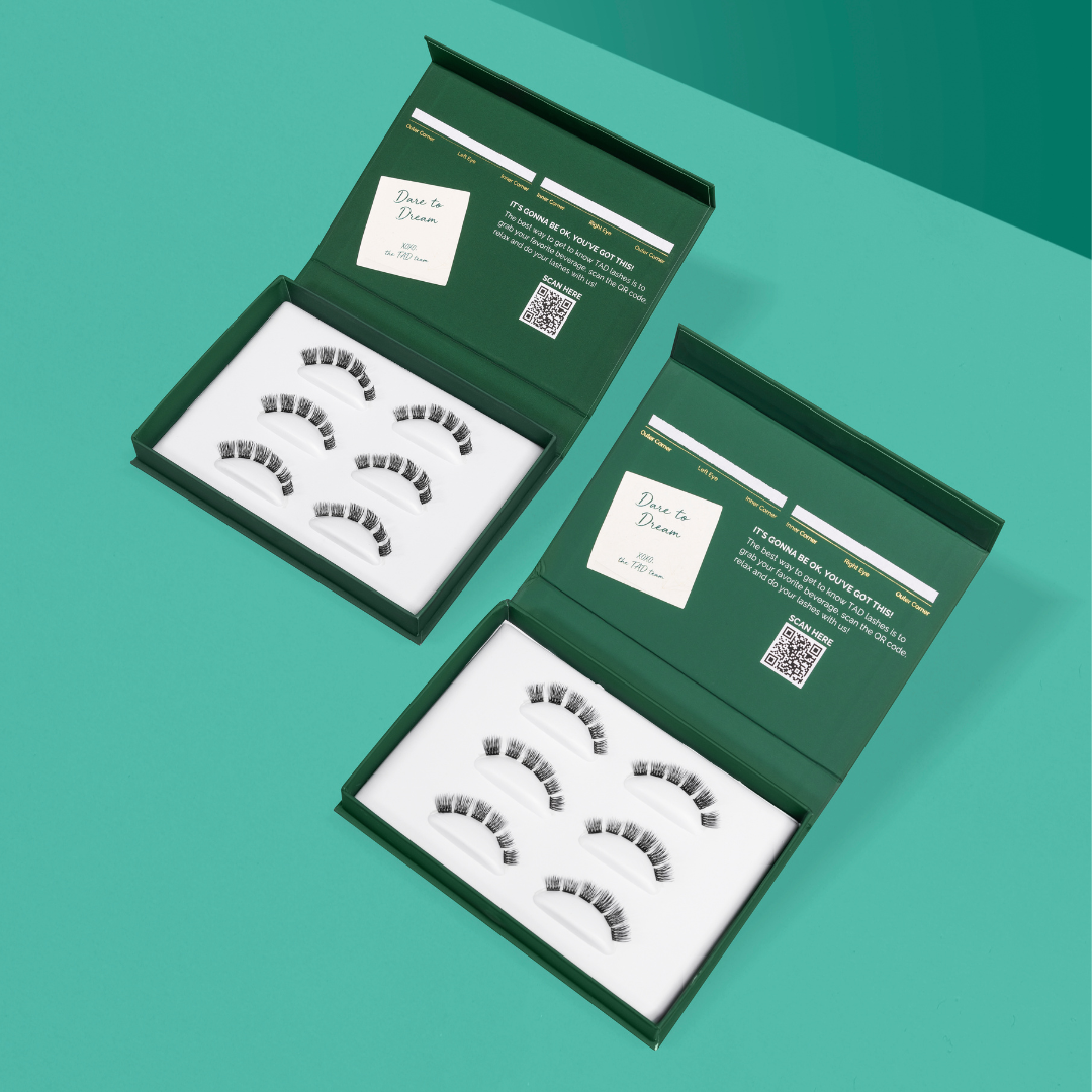 What Are Lash Clusters Made Of?